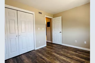 5455 N Main St #4E, Fall River, MA 02720 - Photo 18