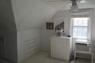 28 Clairmont Ave, Chicopee, MA 01013 - Photo 24