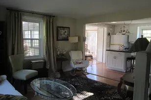 28 Clairmont Ave, Chicopee, MA 01013 - Photo 8