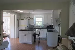 28 Clairmont Ave, Chicopee, MA 01013 - Photo 4