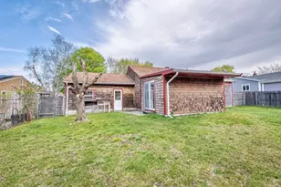 82 Cottonwood Rd, New Bedford, MA 02745 - Photo 28