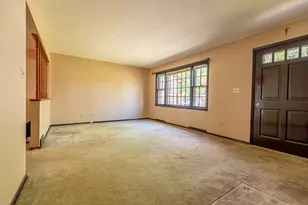 82 Cottonwood Rd, New Bedford, MA 02745 - Photo 6