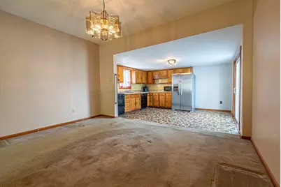 82 Cottonwood Rd, New Bedford, MA 02745 - Photo 12