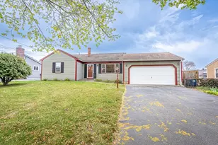 82 Cottonwood Rd, New Bedford, MA 02745 - Photo 4