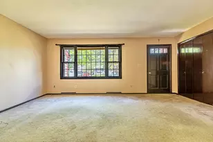 82 Cottonwood Rd, New Bedford, MA 02745 - Photo 8