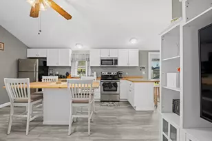 394 A Main, Oxford, MA 01540 - Photo 12
