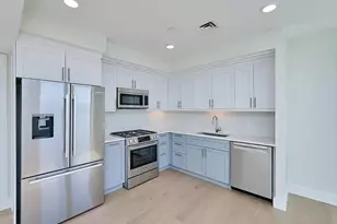 301 Border St, Boston, MA 02128 - Photo 2