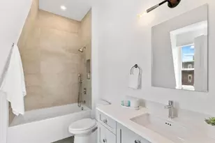 160 Norfolk St, Cambridge, MA 02139 - Photo 16