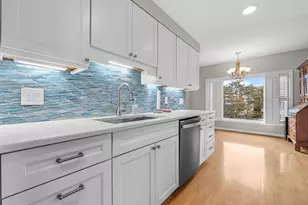 7 Whaler Ln, Quincy, MA 02171 - Photo 8
