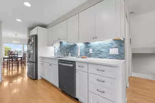 7 Whaler Ln, Quincy, MA 02171 - Photo 4