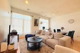 9 Gardner St, Boston, MA 02134 - Photo 6