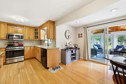 74 Shannon Ln, Westfield, MA 01085 - Photo 8