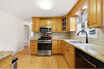 74 Shannon Ln, Westfield, MA 01085 - Photo 10