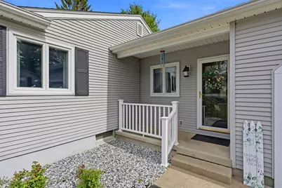 74 Shannon Ln, Westfield, MA 01085 - Photo 2