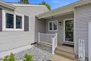 74 Shannon Ln, Westfield, MA 01085 - Photo 2
