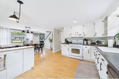13 Albatross Ave, Wareham, MA 02538 - Photo 10