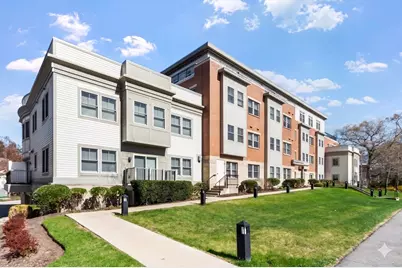321 Hammond Pond Pkwy #103, Brookline, MA 02467 - Photo 1