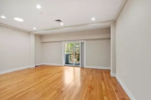 321 Hammond Pond Pkwy, Brookline, MA 02467 - Photo 10