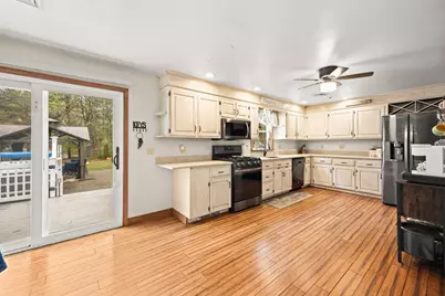 30 Sandy Beach Rd, Plymouth, MA 02360 - Photo 8