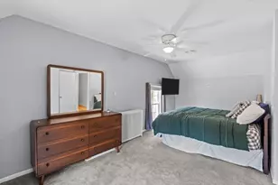 2453 Acushnet Ave, New Bedford, MA 02745 - Photo 18