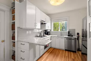 68 Bartlett St, Boston, MA 02129 - Photo 12