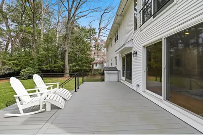 44 Canterbury Ln, Longmeadow, MA 01106 - Photo 4
