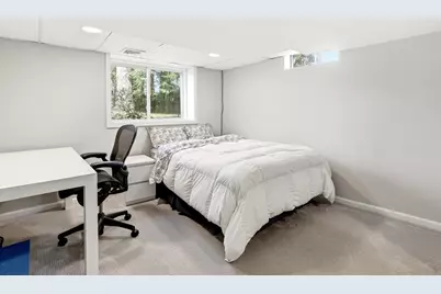 44 Canterbury Ln, Longmeadow, MA 01106 - Photo 34