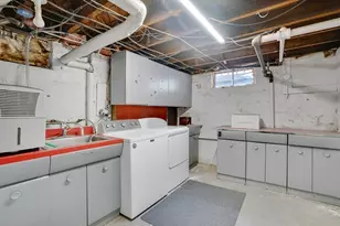 158 Wenonah Rd, Longmeadow, MA 01106 - Photo 32