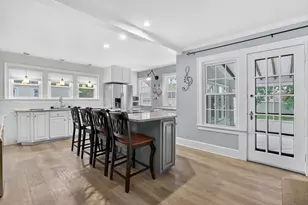 158 Wenonah Rd, Longmeadow, MA 01106 - Photo 8