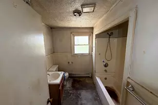 108 Worcester-Providence Turnpike, Millbury, MA 01527 - Photo 10