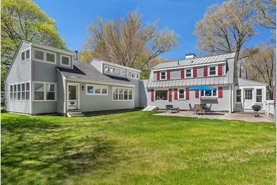 10 Bennett Rd, Wayland, MA 01778 - Photo 4