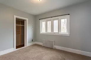 31 Bradford St, New Bedford, MA 02745 - Photo 16