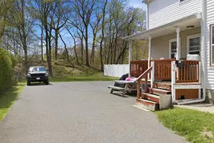 10 Oak Ave, Taunton, MA 02780 - Photo 4