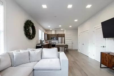 24 Rush St #I, Somerville, MA 02145 - Photo 2