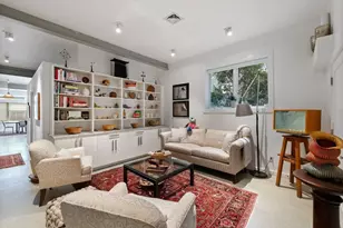 14 Central St, Marblehead, MA 01945 - Photo 8