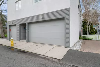 14 Central Street #B, Marblehead, MA 01945 - Photo 2