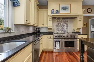 175 Pokanoket Path, Wrentham, MA 02093 - Photo 6