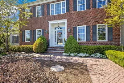 175 Pokanoket Path, Wrentham, MA 02093 - Photo 2