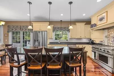 175 Pokanoket Path, Wrentham, MA 02093 - Photo 4