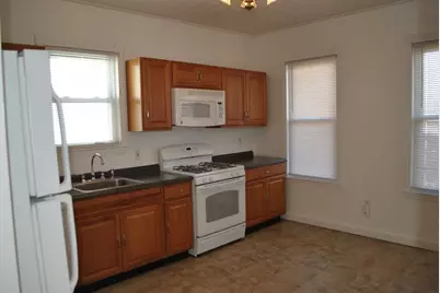 40 I St #3, Boston, MA 02127 - Photo 4