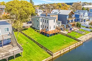 163 Coleridge St, Boston, MA 02128 - Photo 32