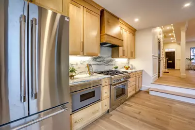 16 Chestnut Street, Boston, MA 02129 - Photo 8
