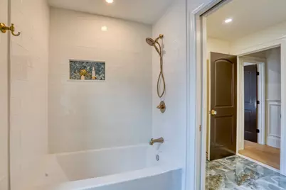 16 Chestnut Street, Boston, MA 02129 - Photo 26