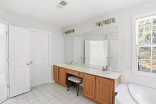 671 Lunn's Way, Plymouth, MA 02360 - Photo 36