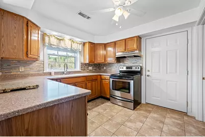 2 Crestview Drive #48, Spencer, MA 01562 - Photo 8