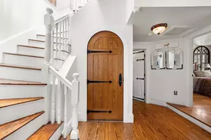 49 Grove St, Boston, MA 02114 - Photo 8