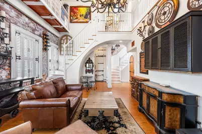49 Grove St #Penthouse, Boston, MA 02114 - Photo 2