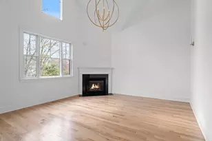 10 Deer Path Ln, Reading, MA 01867 - Photo 10
