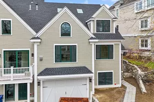 10 Deer Path Ln, Reading, MA 01867 - Photo 1