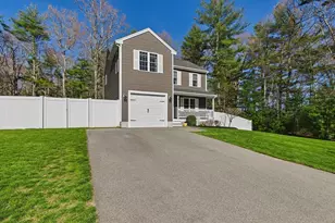 987 Dighton Woods Cir, Dighton, MA 02715 - Photo 4